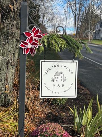 The Inn Crowd Bed And Breakfast Holden Bagian luar foto