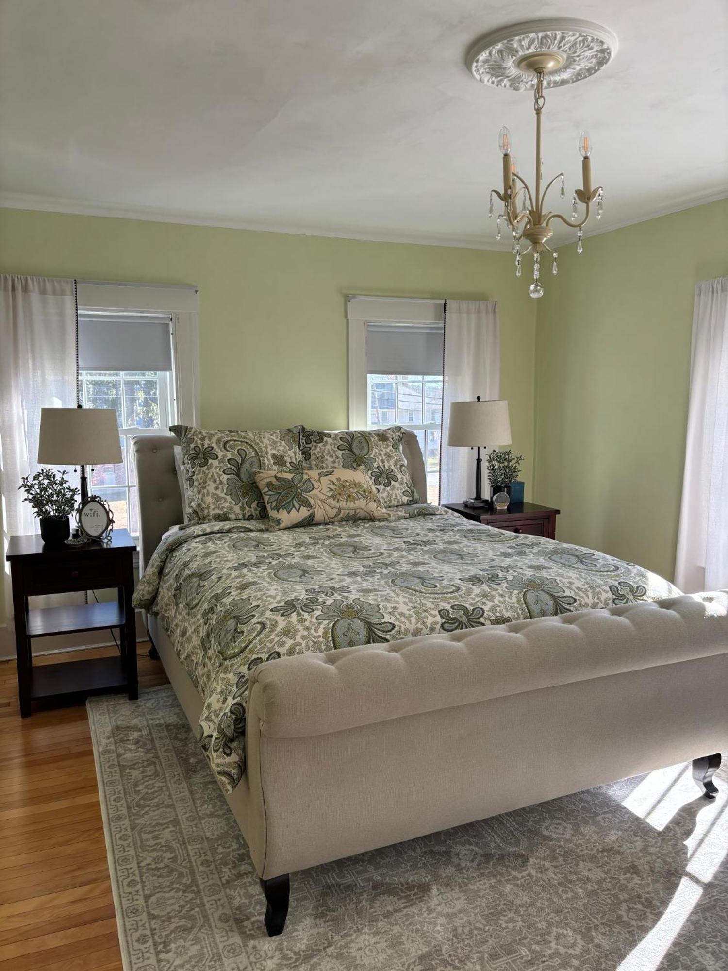 The Inn Crowd Bed And Breakfast Holden Bagian luar foto